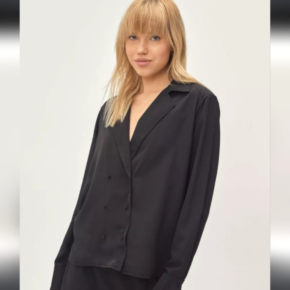 NWT Nasty Gal Black Double Breasted Pointed Collared Shirt Size 6
